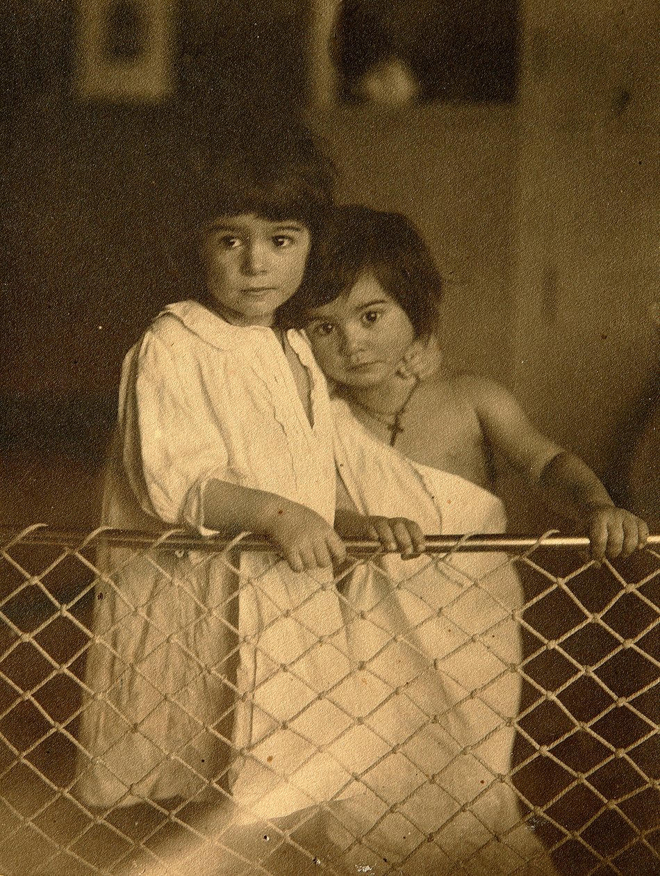 Porträtt av barn. Silvergelatinfotografi av Leonid Nikolaevich Andreyev (1871-1919) av Leonid Nikolaevich Andreyev