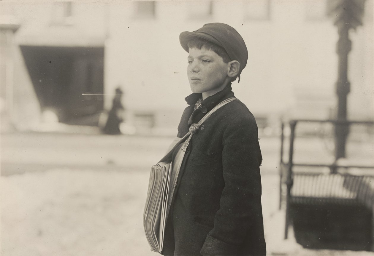Tony Casale, "Bologna," 11 år gammal har sålt tidningar i 4 år, Hartford, Connecticut, mars 1909 av Lewis Hine