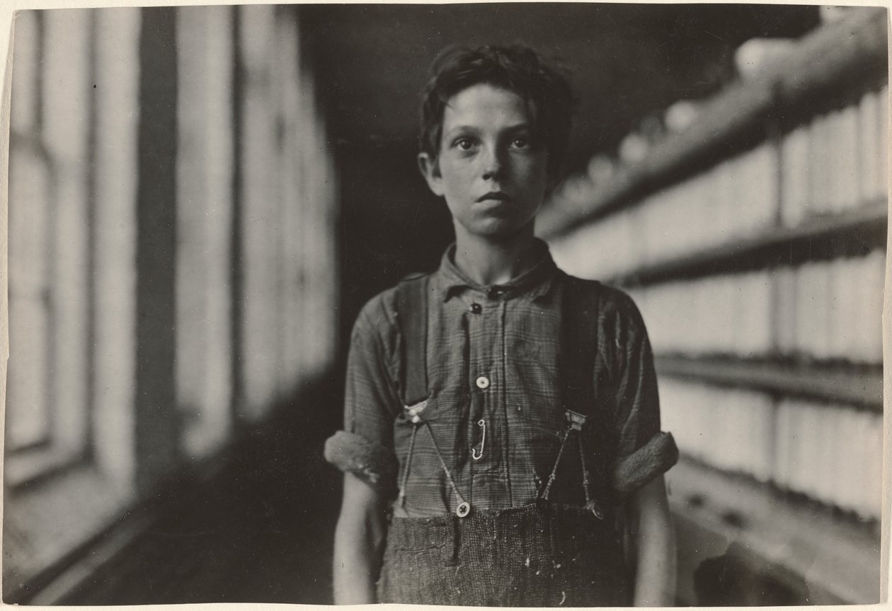 Jo Bodeon, en "back-roper" i mulornas rum. Chase Cotton Mill, Burlington, Vermont av Lewis W. Hine