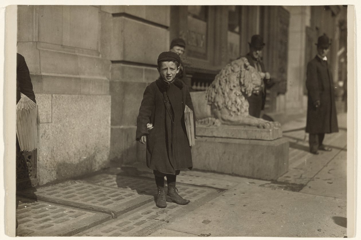 Newsboy av Lewis W. Hine