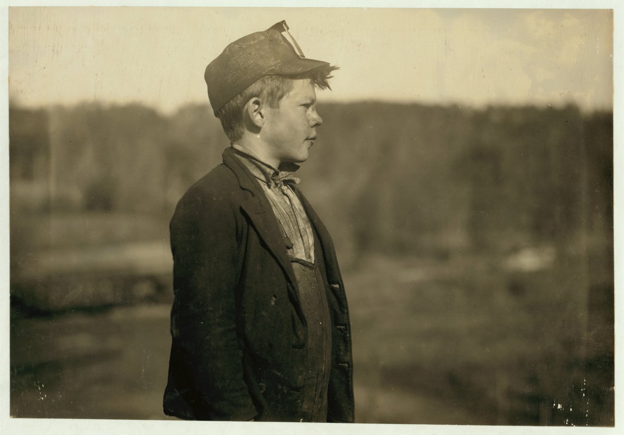 Dave, en ung pådrivare, flyttar spårvagnar och kol, vid Bessie Mine, Alabama (Sloss-Sheffield Steel and Iron Co), 1910 av Lewis Wickes Hine