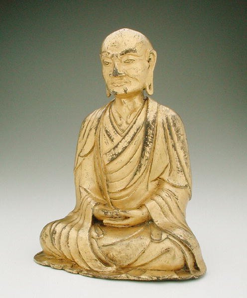 Figur av en sittande lohan (förgylld brons) av Liao Dynasty Chinese School