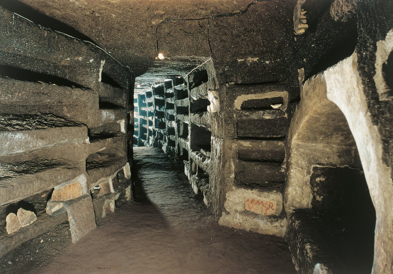 Galleri med Loculus Tombs (foto) av Unbekannt Unbekannt