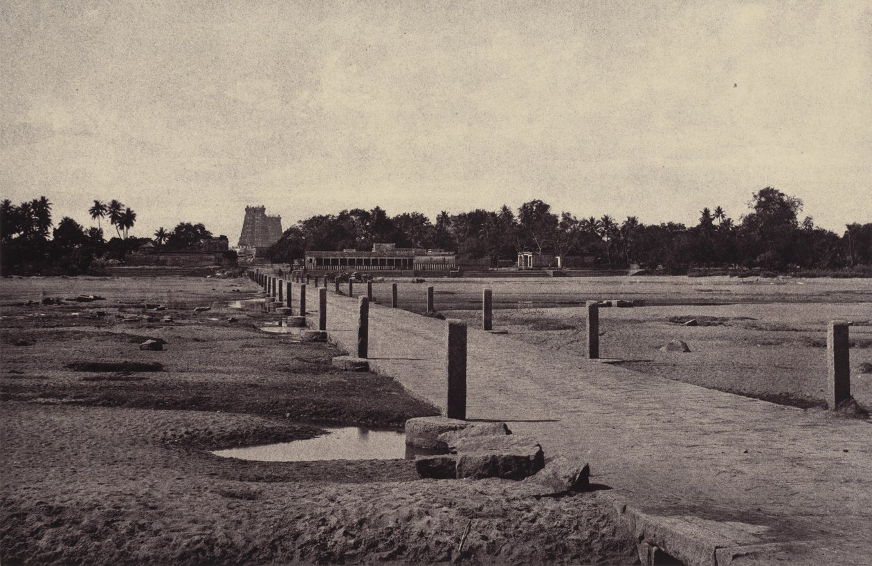 Madura: Floden Vygay, med Causeway, över till Madura,januari-februari 1858 (foto) av Linnaeus Tripe