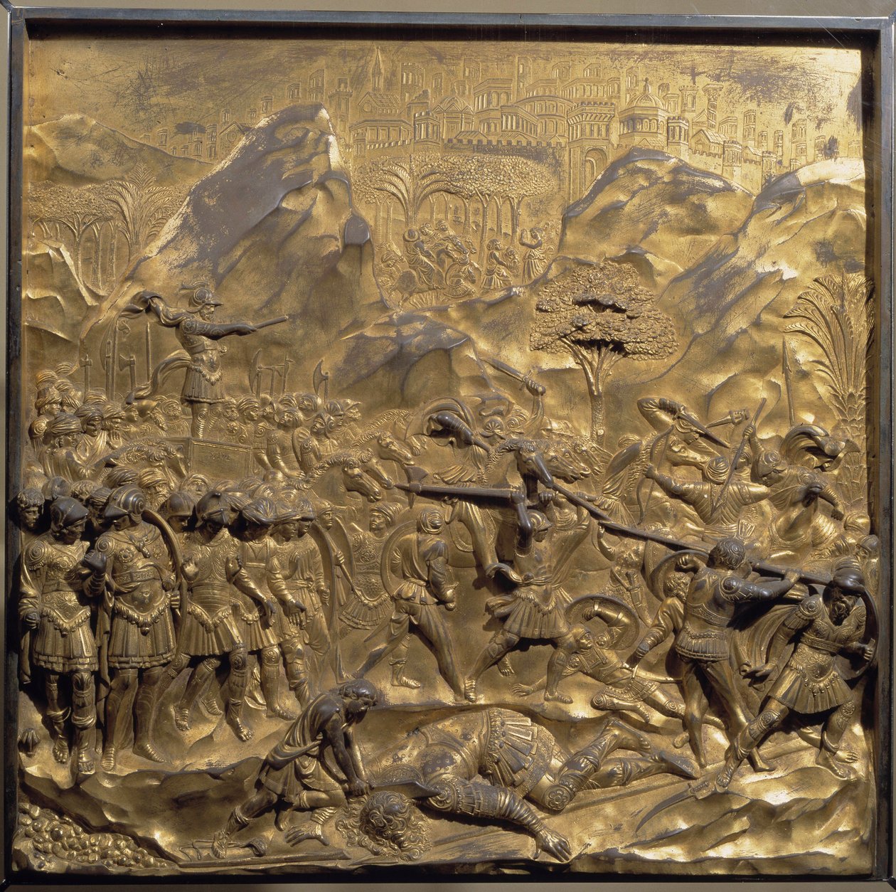 Davids och Goliats liv: en representation av striden mellan israeliterna och filistéerna och halshuggningen av jätten Goliat i Eladalen av Lorenzo Ghiberti