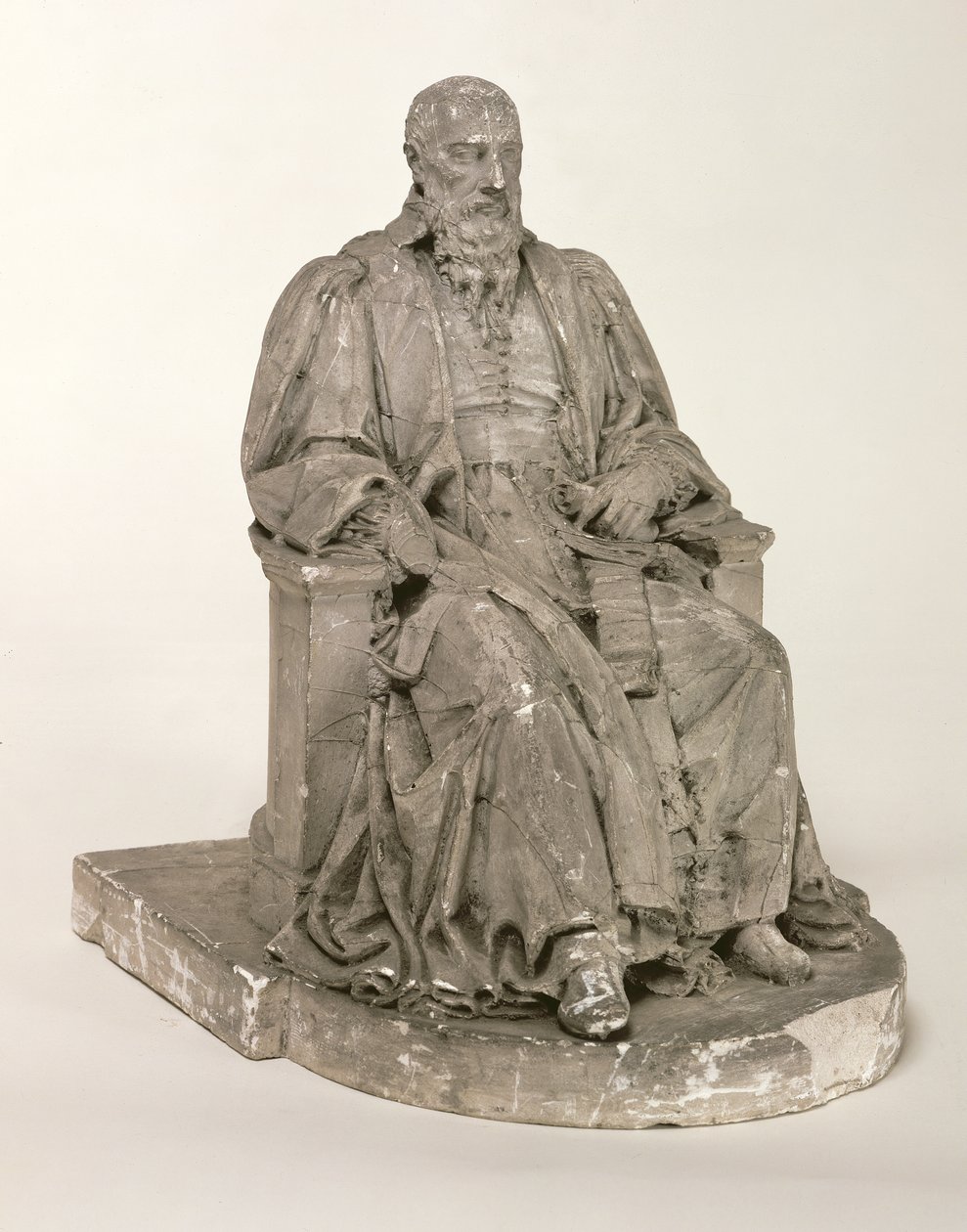 Sittande staty av Michel de L
