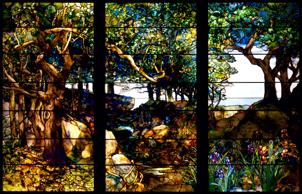 A Wooded Landscape in Three Panels, c.1905 (glas, kopparfolie, bly och trä) av Louis Comfort Tiffany