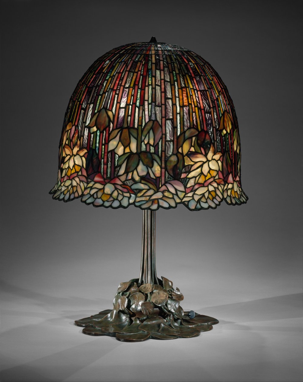 Lampa av Louis Comfort Tiffany