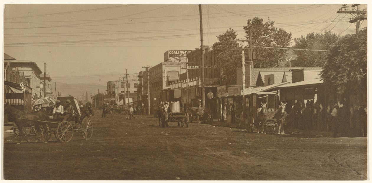 [Coalinga Hotel och Main Street] av Louis Fleckenstein
