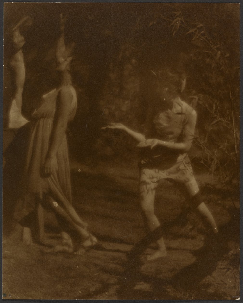 [Dansare i en pose] av Louis Fleckenstein