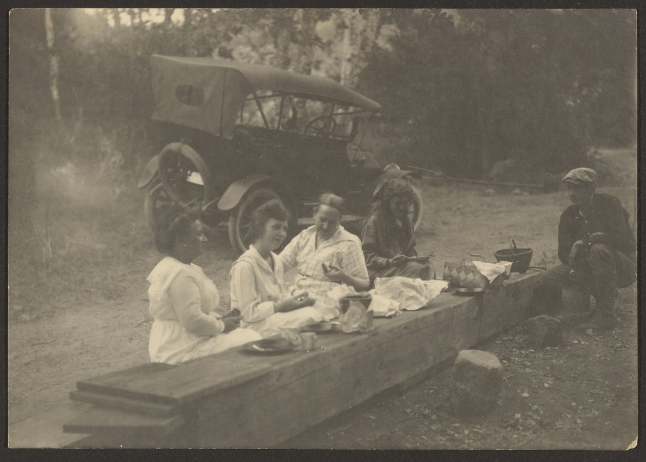 [Picknickscen vid vägkanten] av Louis Fleckenstein