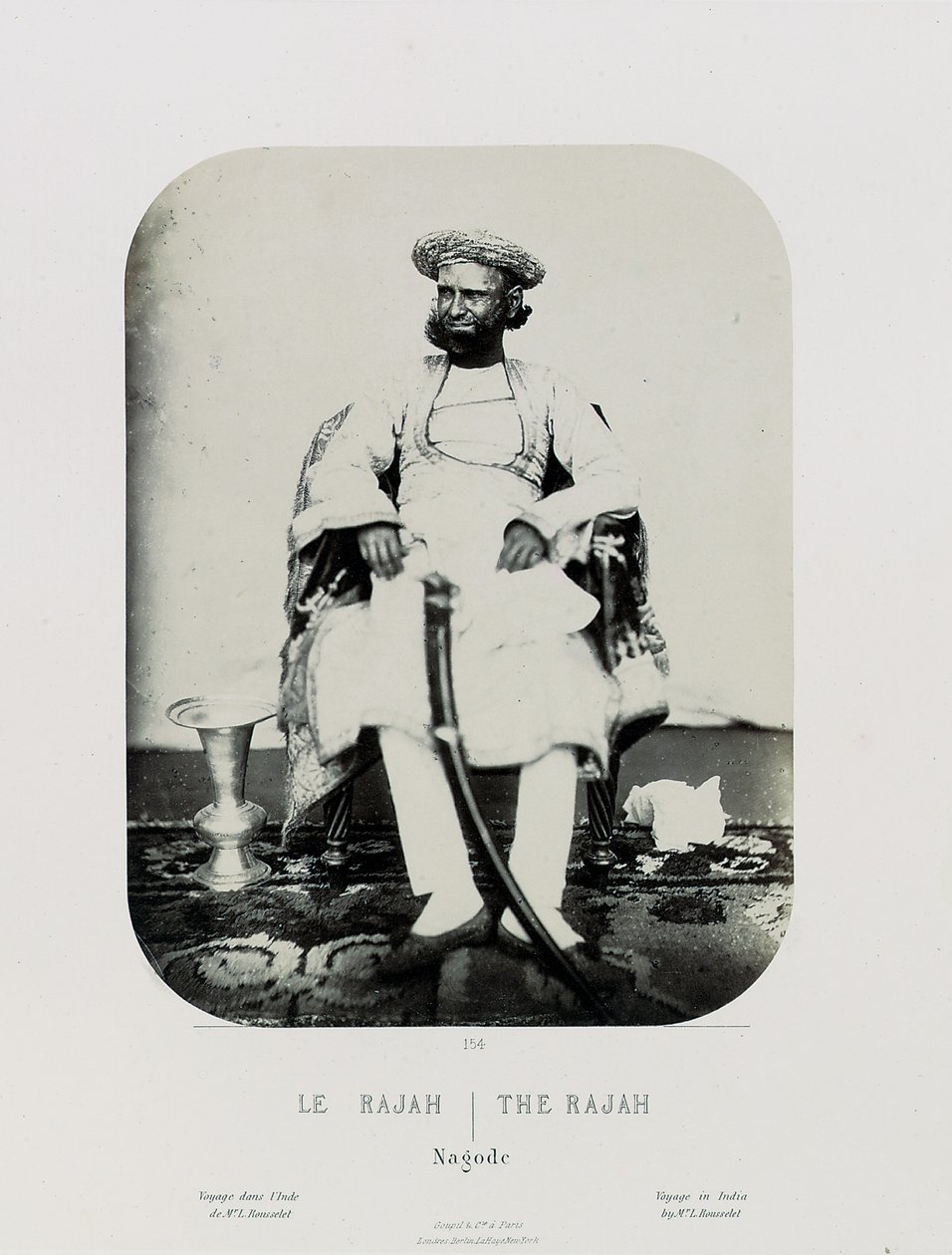 En kunglig Natch på ön Jug Navas Oudeypour; The Rajah, ca 1865-68 (albumintryck) av Louis Rousselet