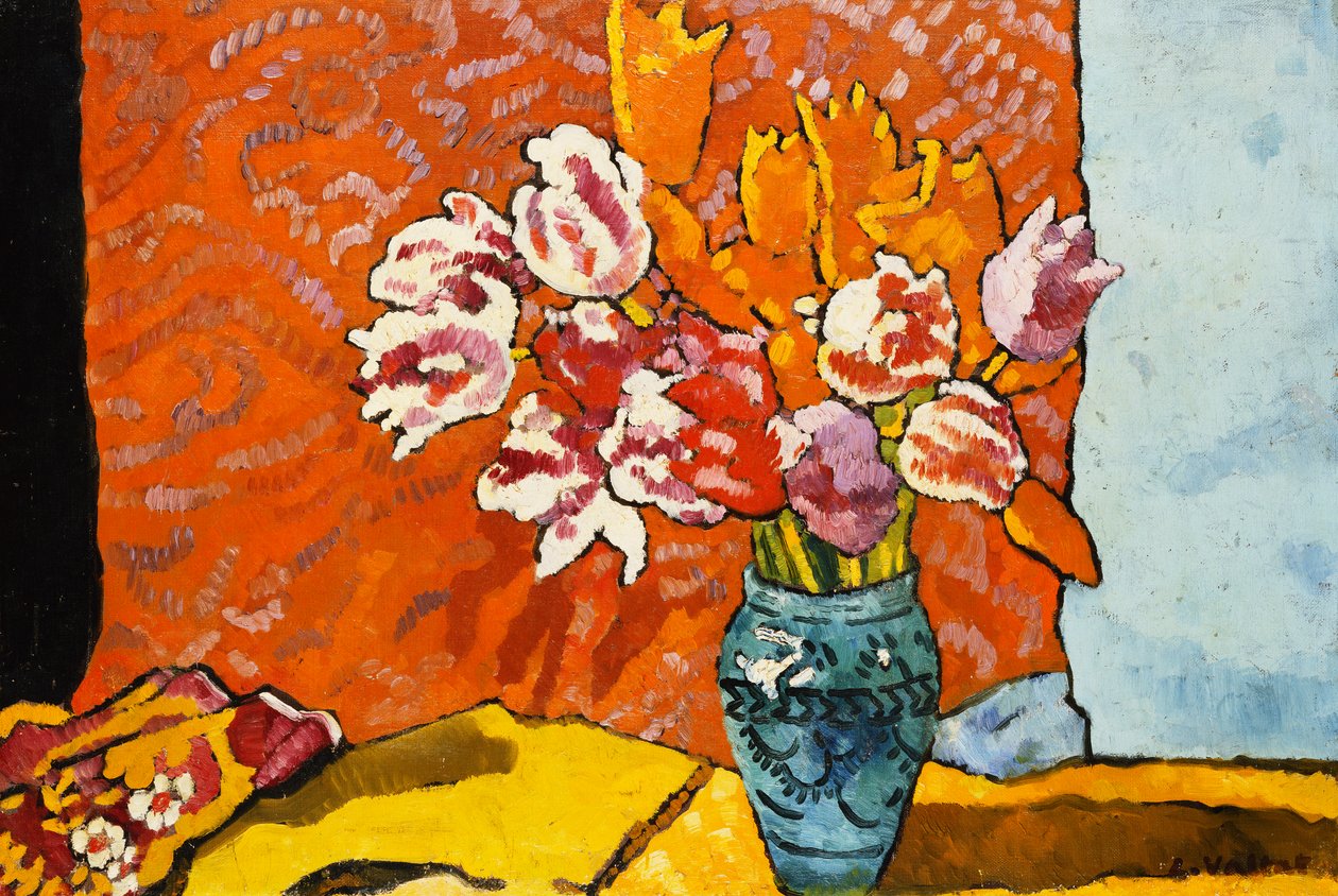 Blå vas, tulpaner och draperier; Blå vas, tulpaner och draperier av Louis Valtat