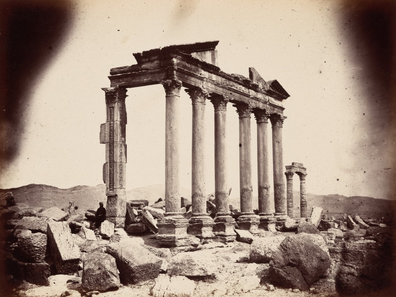 Mausoleum vid västra änden av kolonnaden, Palmyra ,1864 (foto) av Louis Vignes