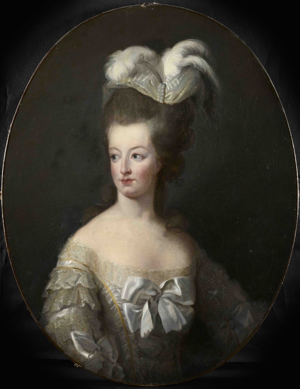 Porträtt av drottning Marie Antoinette av Frankrike 1755-1793. av Elisabeth Louise Vigee Lebrun