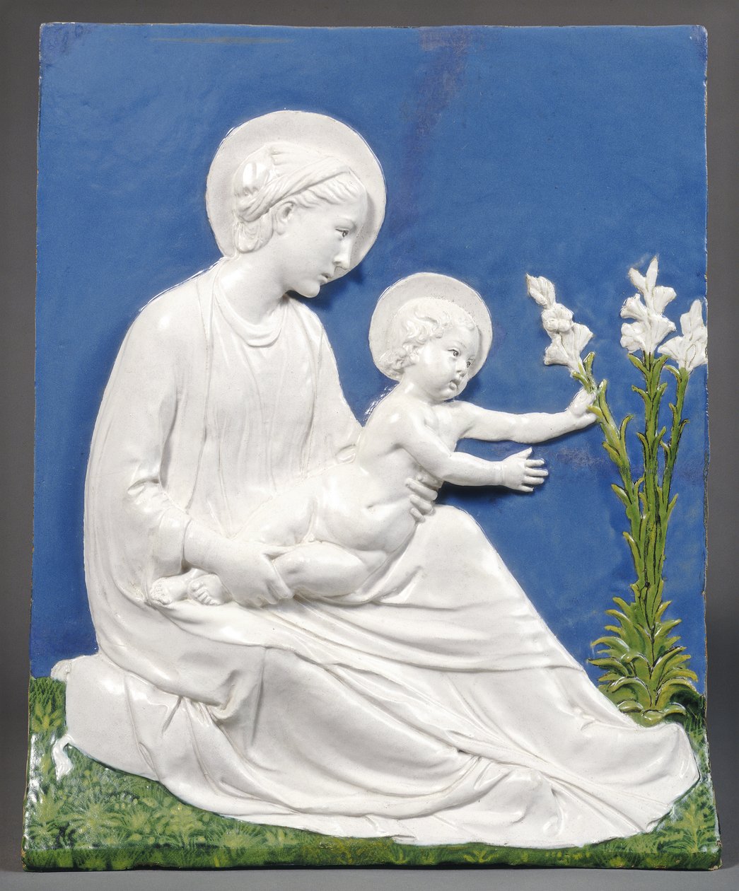 Madonna und Child, ca 1475 (glaserad terrakotta) av Luca Della Robbia