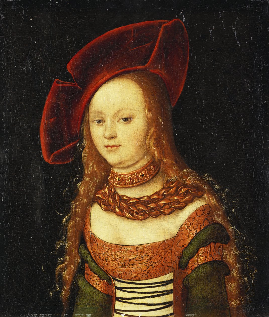 Porträtt av en ung flicka, halvlång, klädd i en grön och guld kostym med en röd hatt av Lucas Cranach