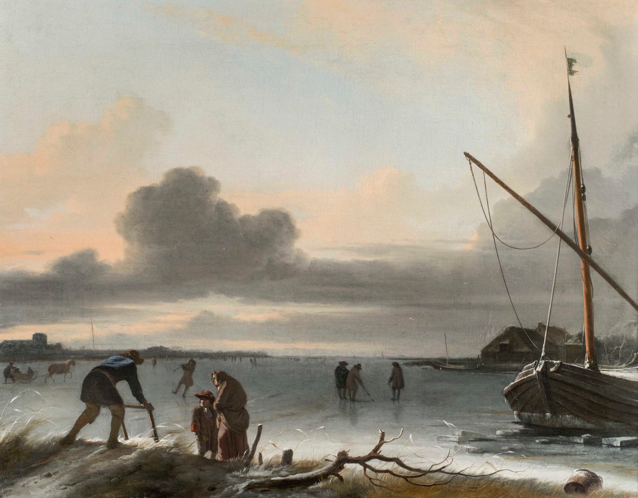 Ett vinterlandskap med slädar, skridskoåkare och golfare på en frusen sjö av Ludolf Backhuysen
