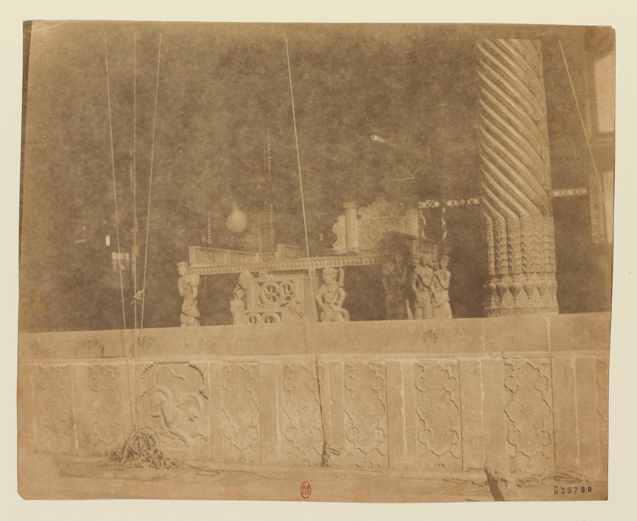 Teheran, tron ​​hämtad från Indien av Nadir Shah [Golestan, Marble Throne] av Luigi Pesce