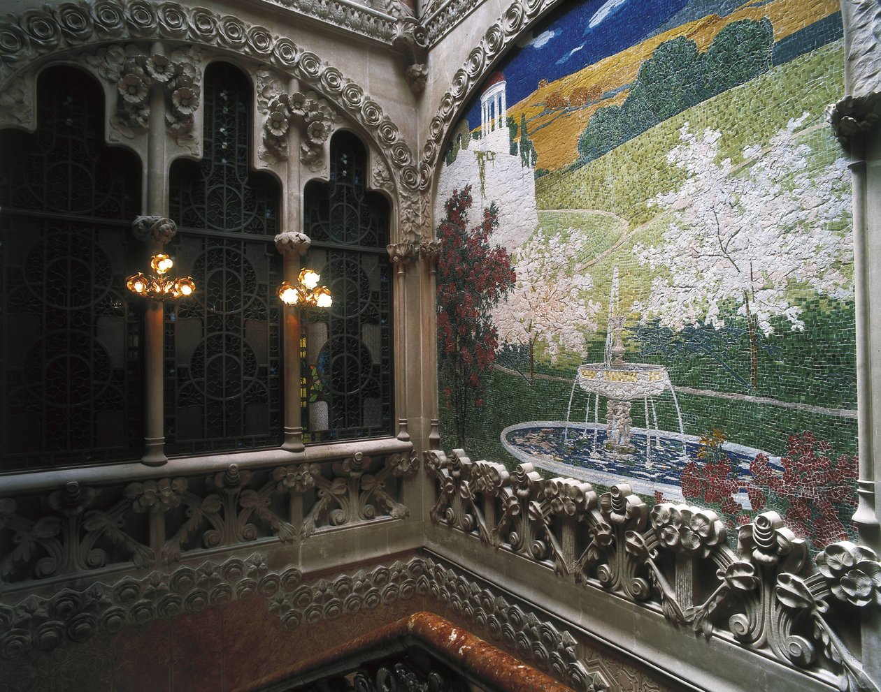 Mosaiques, Casa Nava (1901-1907), a Reus - DOMENECH I MONTANER, Lluis (1850-1923). Navas hus. 1901-1907. SPANIEN. Reus. Navas hus. Invändig mosaikdekoration. Modernism. Arkitektur. av Luis Domenech i Montaner