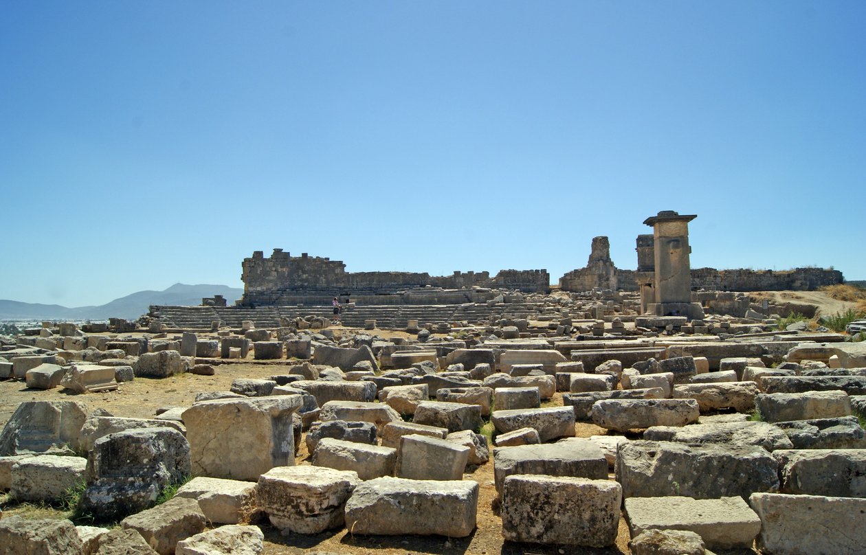 Vy över utgrävningarna från Agora, Xanthos, Turkiet av Lycian