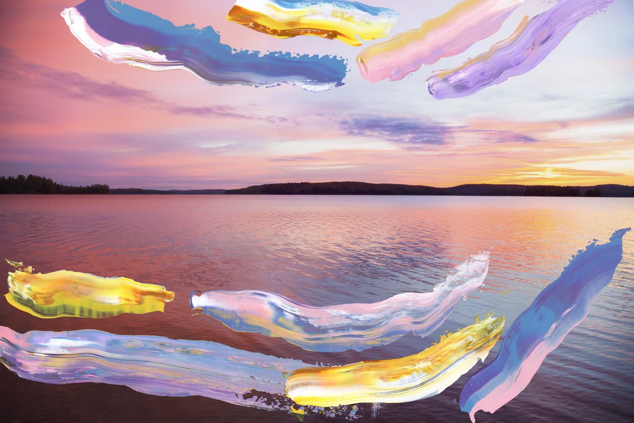 Abstraherad soluppgång, 2018 (akrylfärg på arkivbeständigt pigmenttryck) av Madeleine Gross
