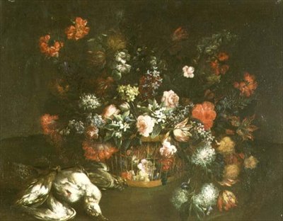 Rosor, tulpaner, blåklockor, lila och andra blommor i en korg med döda fåglar av Margarita (attr. to) Caffi