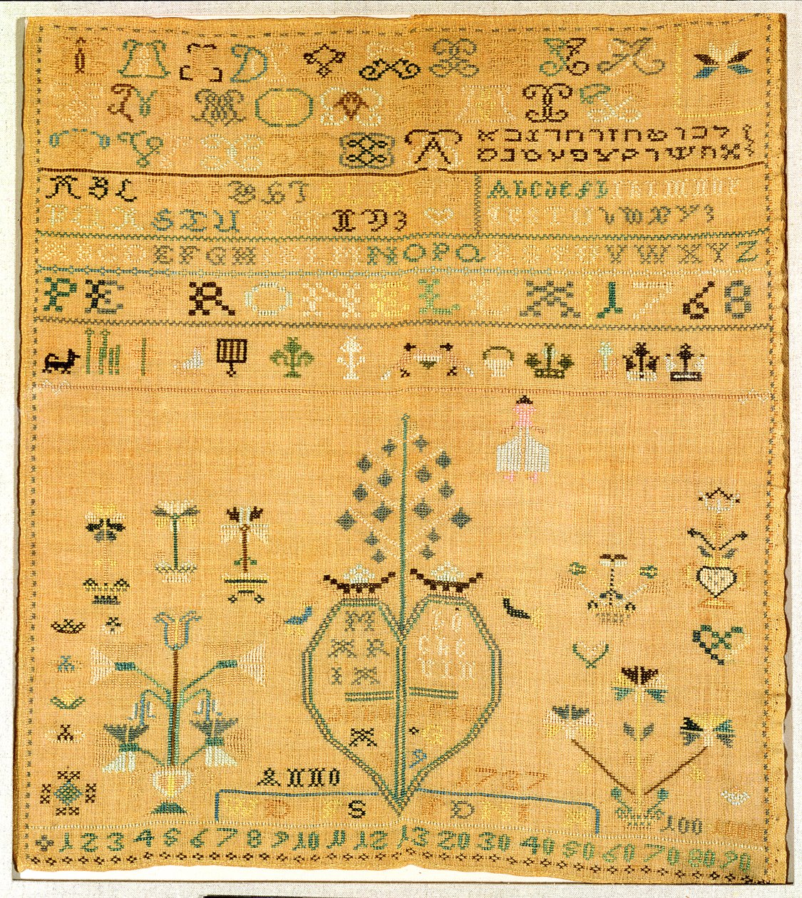 Broderad provtagare, färdig 1768 (textil) av Maria 1737-91 Hocker