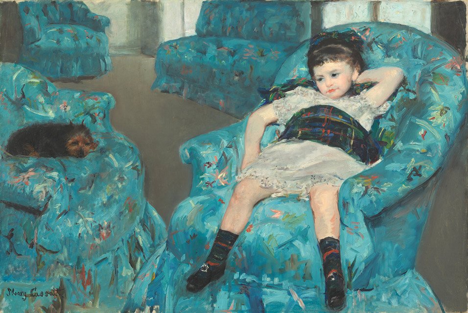  Little Girl in a Blue Armchairn av Mary Cassatt