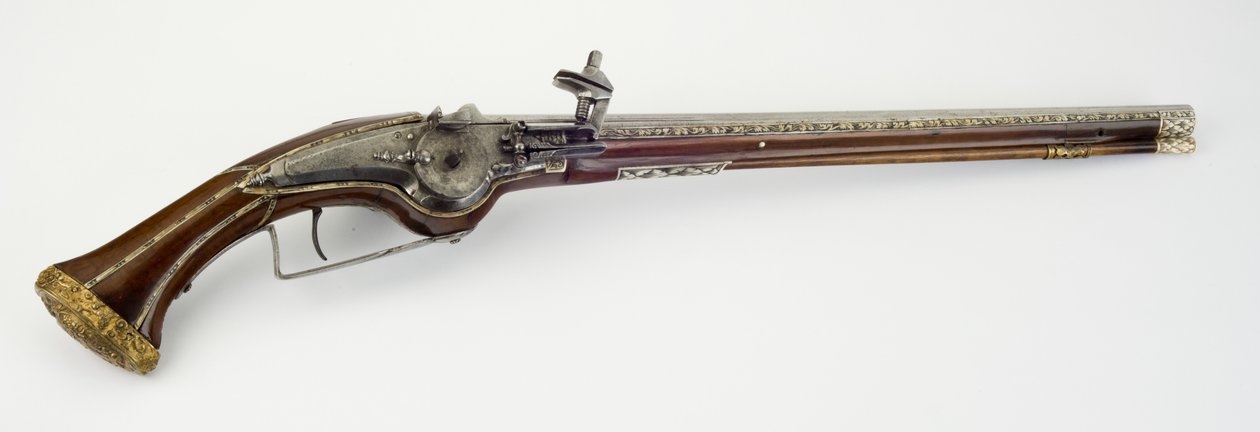 En av ett par hjullåsande hölsterpistoler, c.1650 (stål, ormträ, ben eller horn, förgylld mässing och järn) av Master H. W.