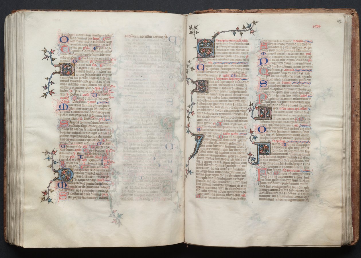 The Gotha Missal: Fol. 129r, Text, ca. 1375. av Master of the Boqueteaux