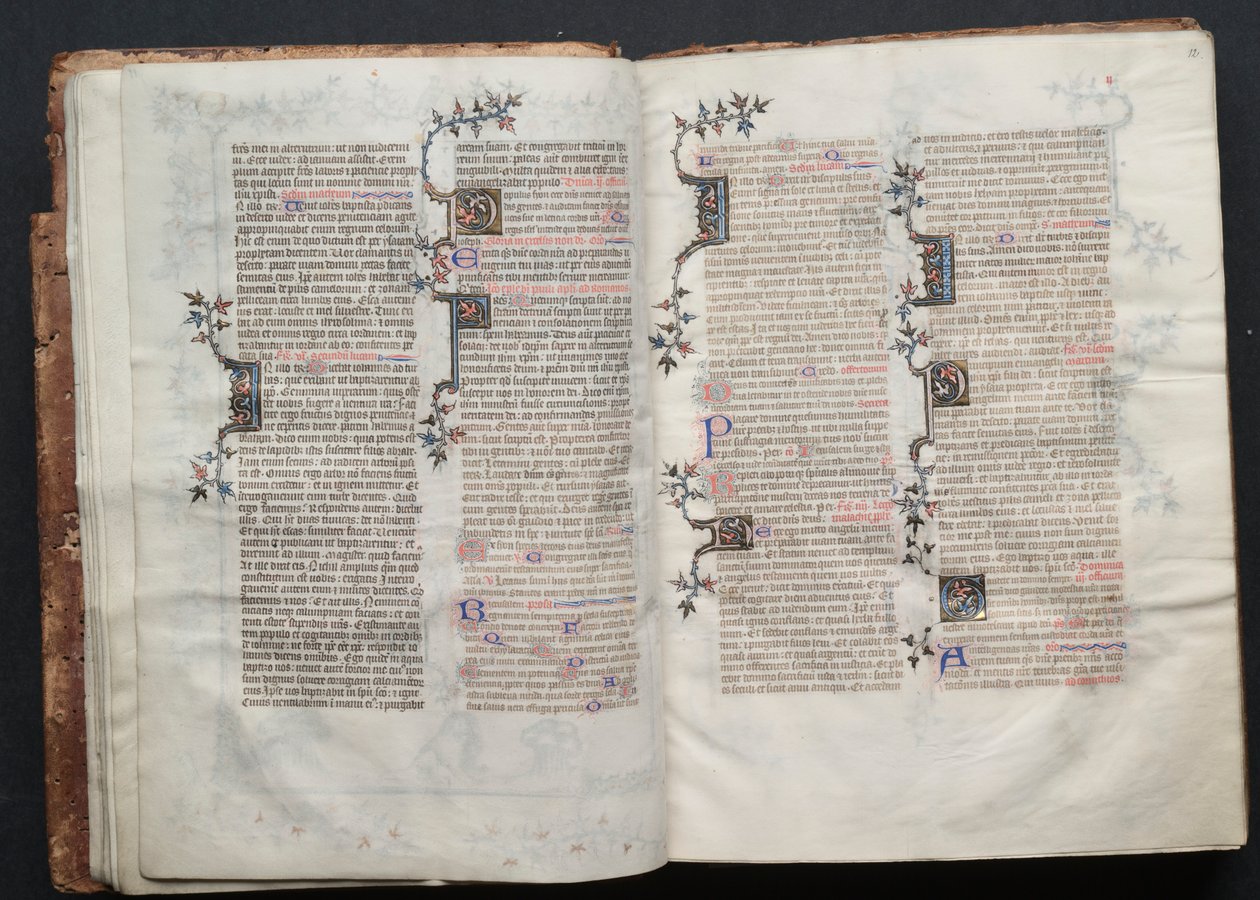 The Gotha Missal: Fol. 12r, Text , c. 1375. av Master of the Boqueteaux
