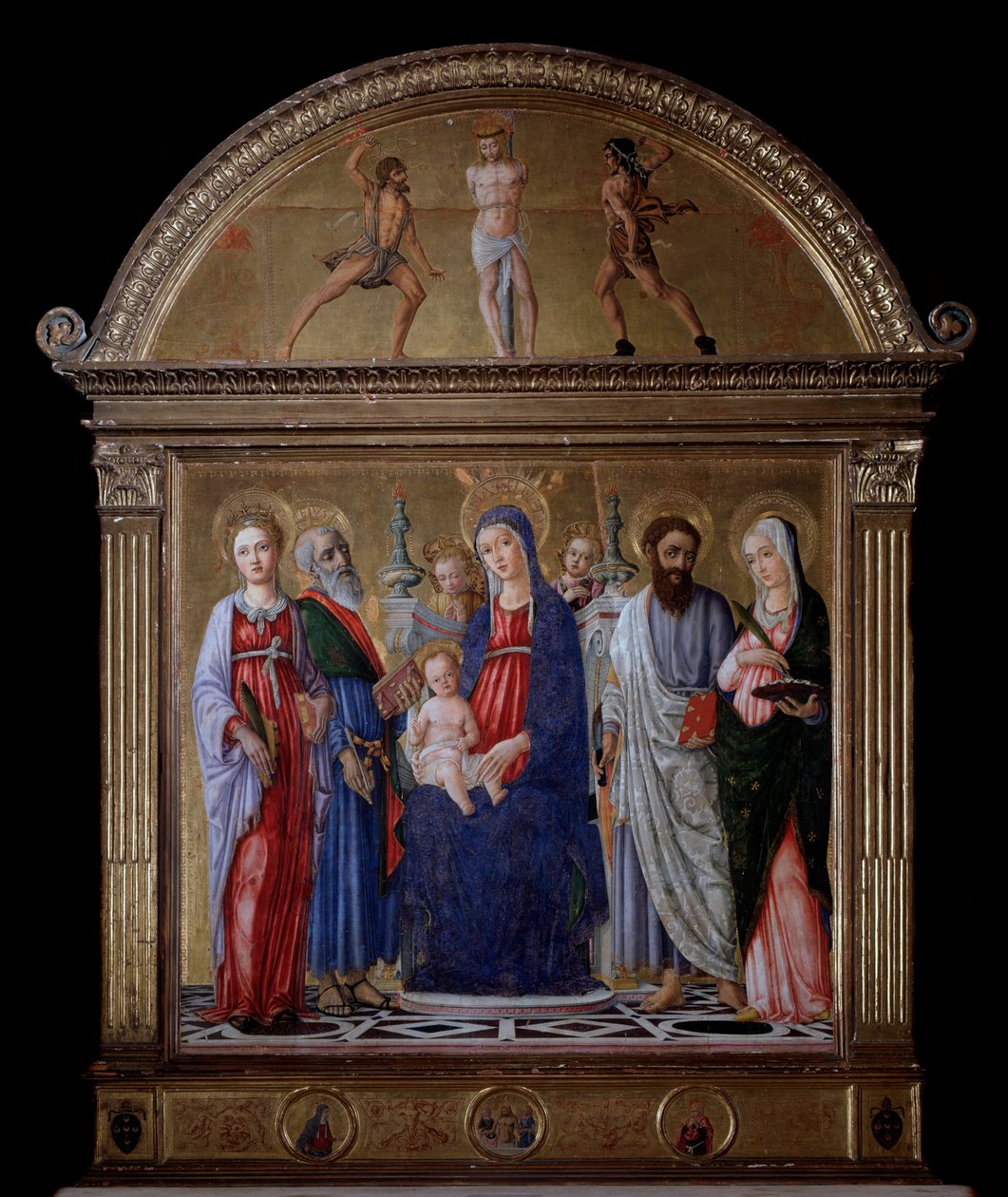 Jungfru med barn och St Bartholomew, St Catherine, St Lucy och St Matthew - Altartavla av Matteo di Giovanni di Bartolo