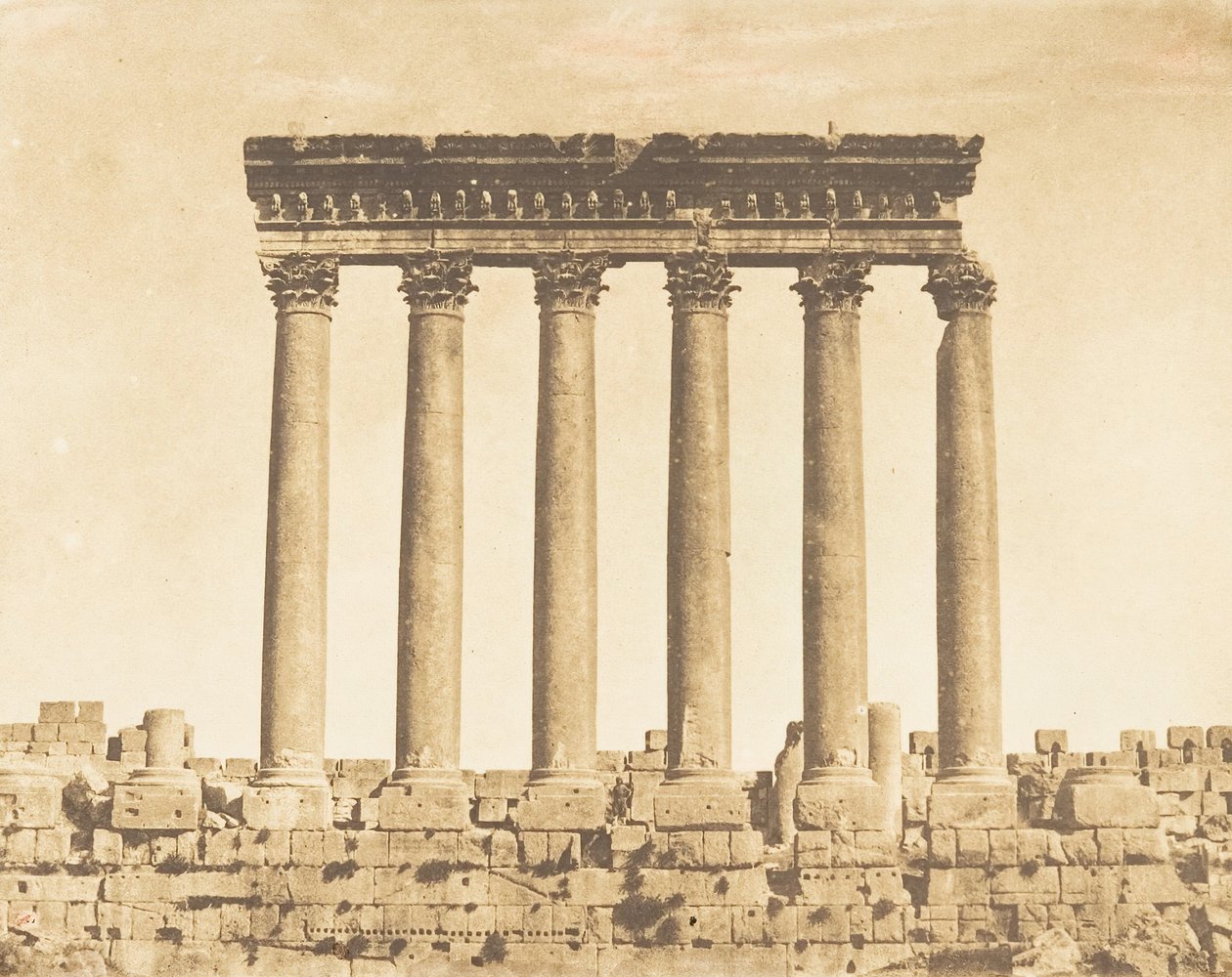 Kolonnaden av solens tempel, i Baâlbek Heliopolis, 15 september 1850. av Maxime Du Camp
