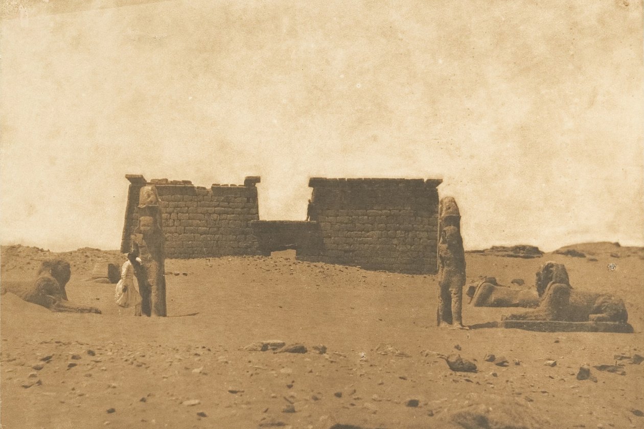 Dromos du Temple de Sébona, April 3, 1850. av Maxime Du Camp