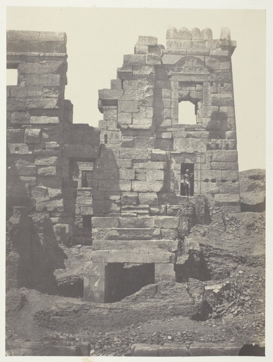 Medinet-Habou, norra fasaden av Gynécée de Ramsès-Méiamoun; Thebe av Maxime Du Camp