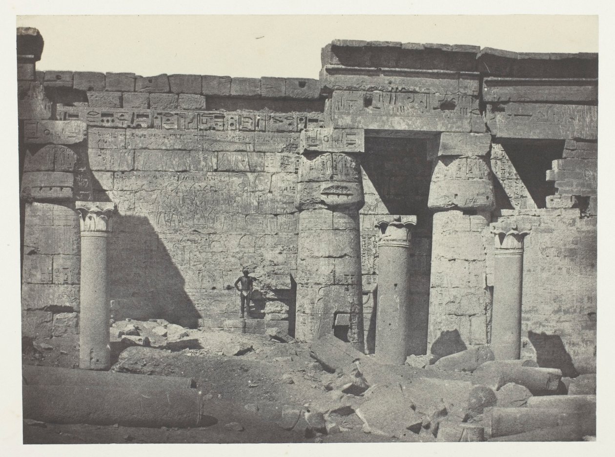 Medinet-Habou, Peristyle av Ramses-Méiamouns palats; Thebe av Maxime Du Camp