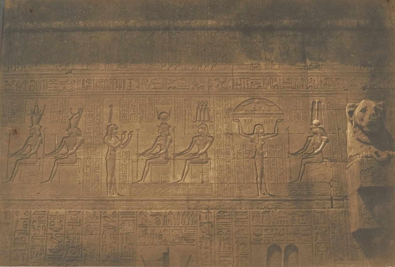 Sniderier på den bakre fasaden av det stora templet i Dendera Tentyris, 1849-50. av Maxime Du Camp