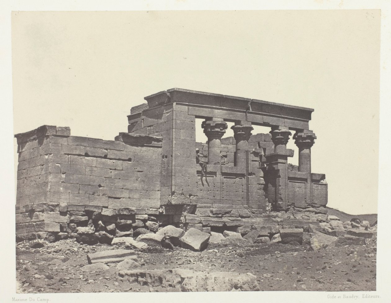 Débôd-templet, Parembole de l