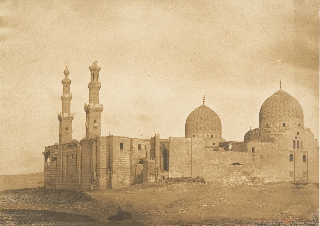 Allmän bild av moskén och graven av Sultan Bezkouk, El-Melek..., december 1849-januari 1850. av Maxime Du Camp