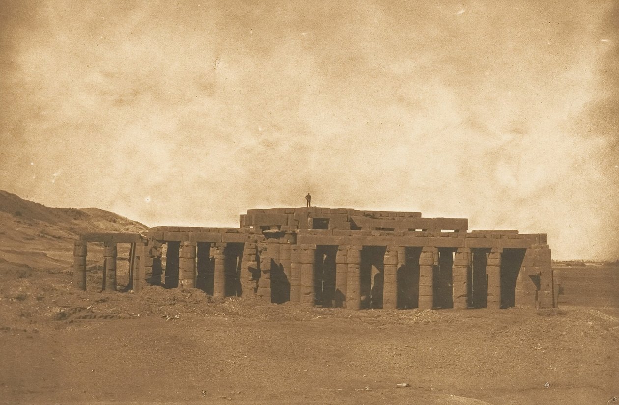 Allmän syn på ruinerna av Rhamesseum, vid Thebes Osymandian Tomb, 1849-50. av Maxime Du Camp