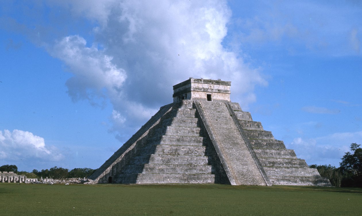 El Castillo, ekvinox i Chichen Itza, postklassisk period 600-900 e.Kr. av Mayan