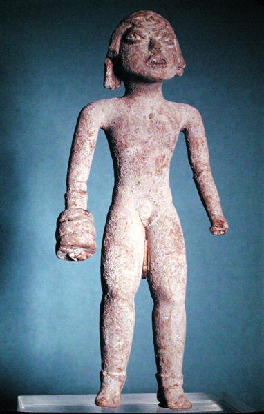 Statyett av en tlachtli-spelare med en handske på höger hand, från Mexiko, förklassisk period, 1300-800 f.Kr. av Mayan