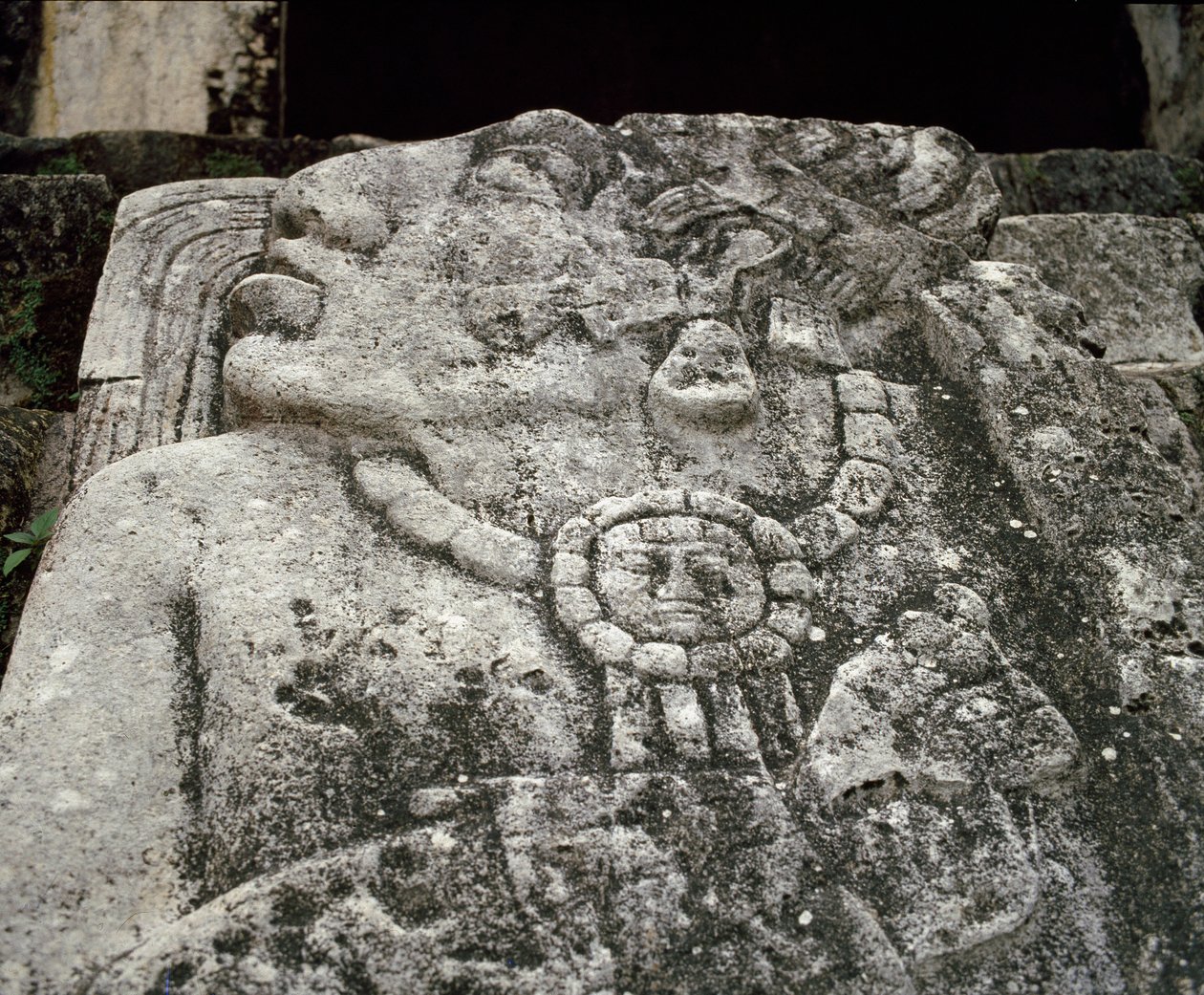 Stele i hus A, uteplats 2 i palatset av Mayan