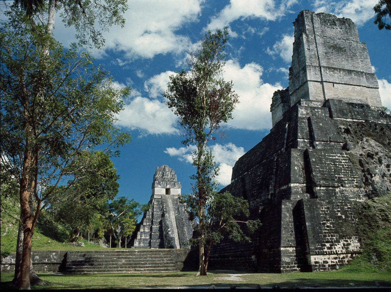 Tikal tempel II eller maskernas tempel, 700- till 800-talet av Mayan