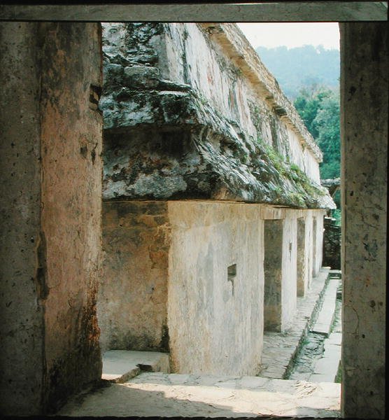 Innergård i palatset, Late Classic Maya (foto) av Mayan Mayan
