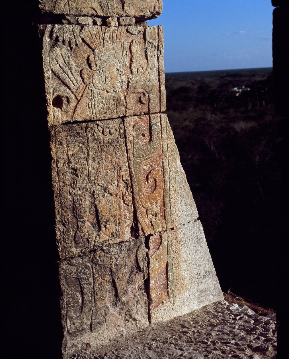 Detalj av en fris av en krigare, El Castillo av Mayan Mayan