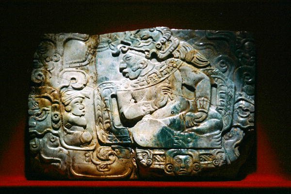 Kungens och hovmannens bröstkorg, från Nebaj, Guatemala, klassisk tid (jade) av Mayan Mayan