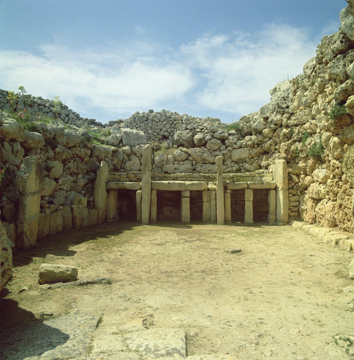 Megalitisk tempelplats, c.30000-c.25000 f.Kr av Megalithic
