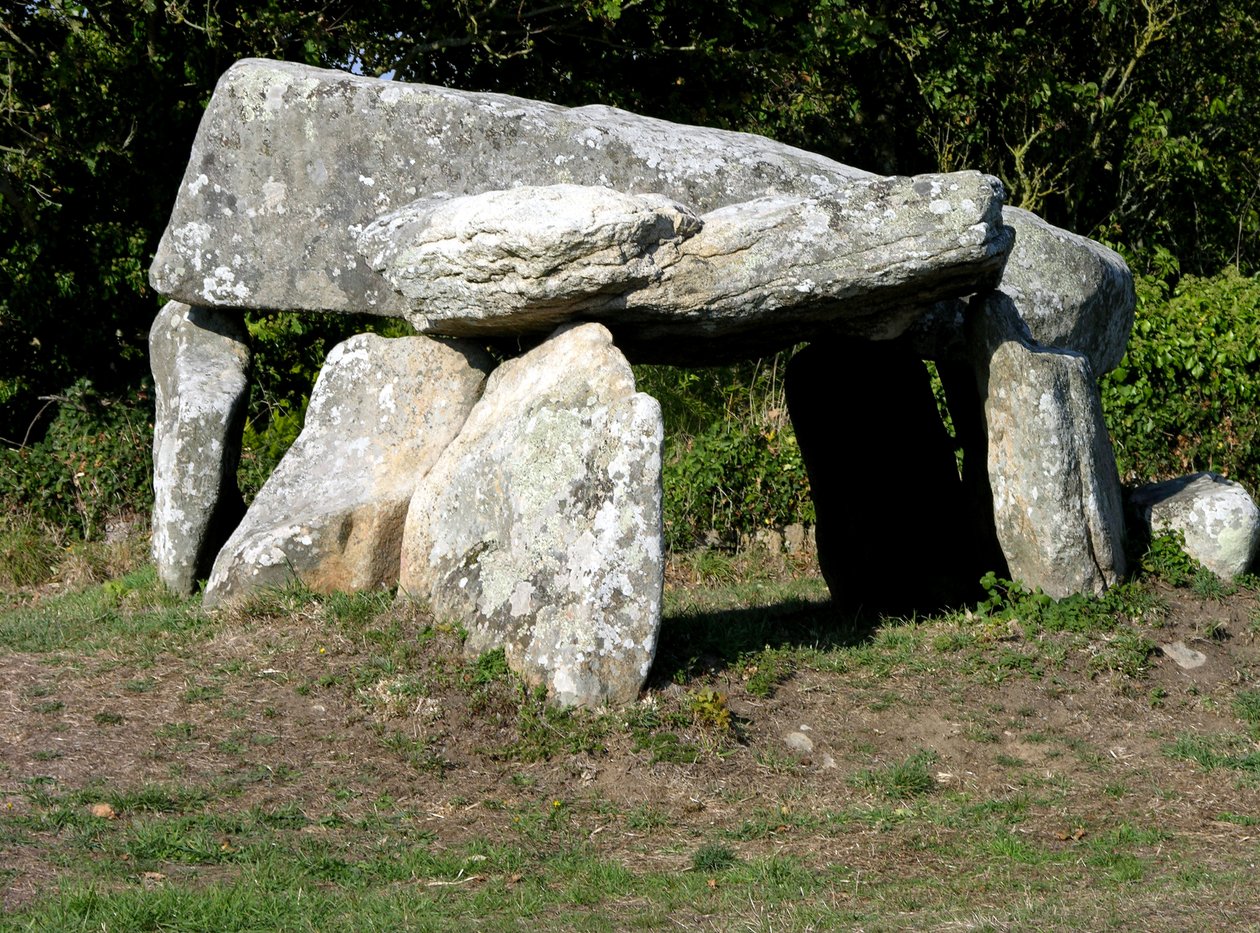 Small dolmen av Megalithic